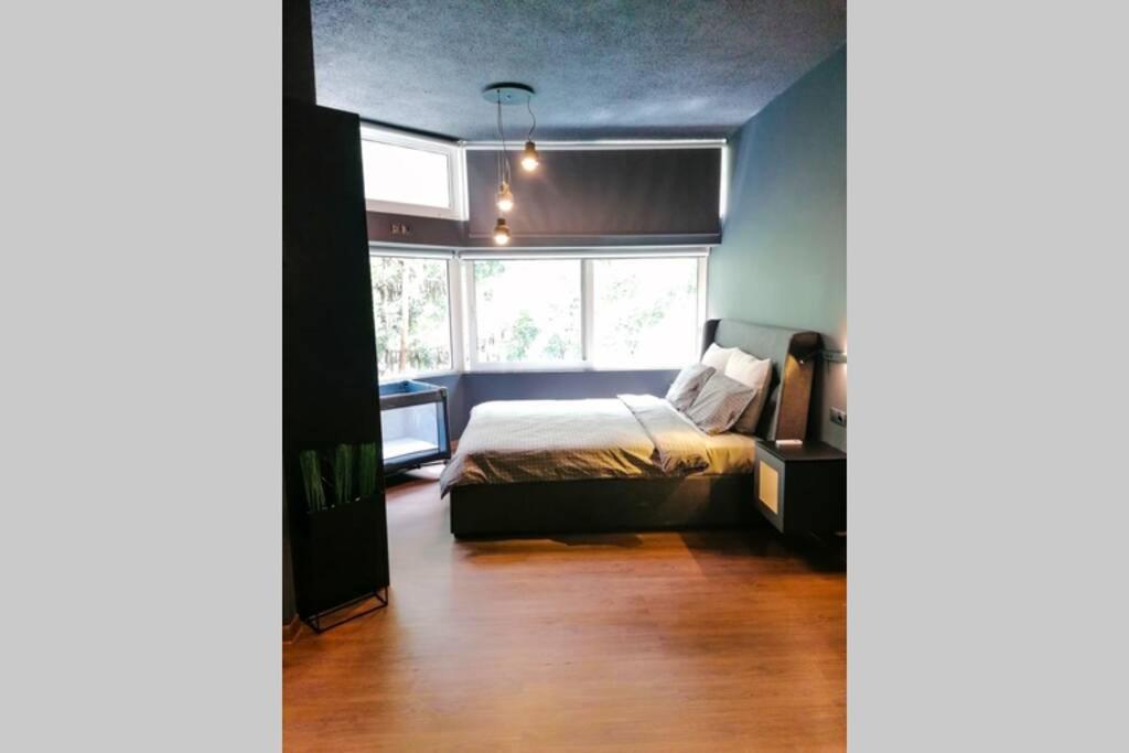 - Plaka, 3, Kydathinaion Str. Apartment